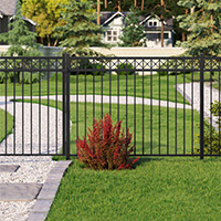 Decorative top aluminum fence